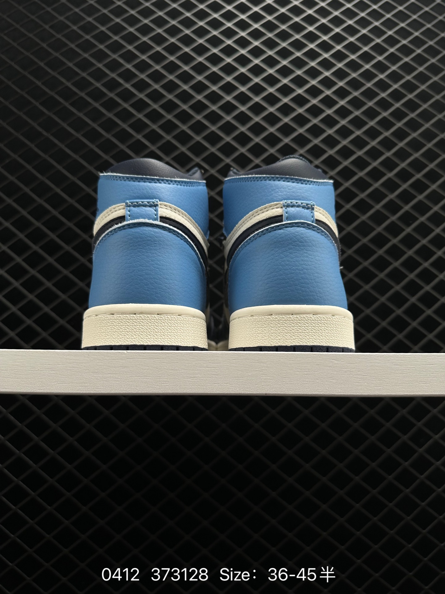 Air Jordan 1 Retro WMNS “Satin Snake”